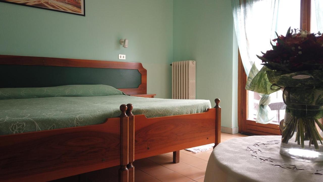 Hotel Cristina Verrayes ภายนอก รูปภาพ